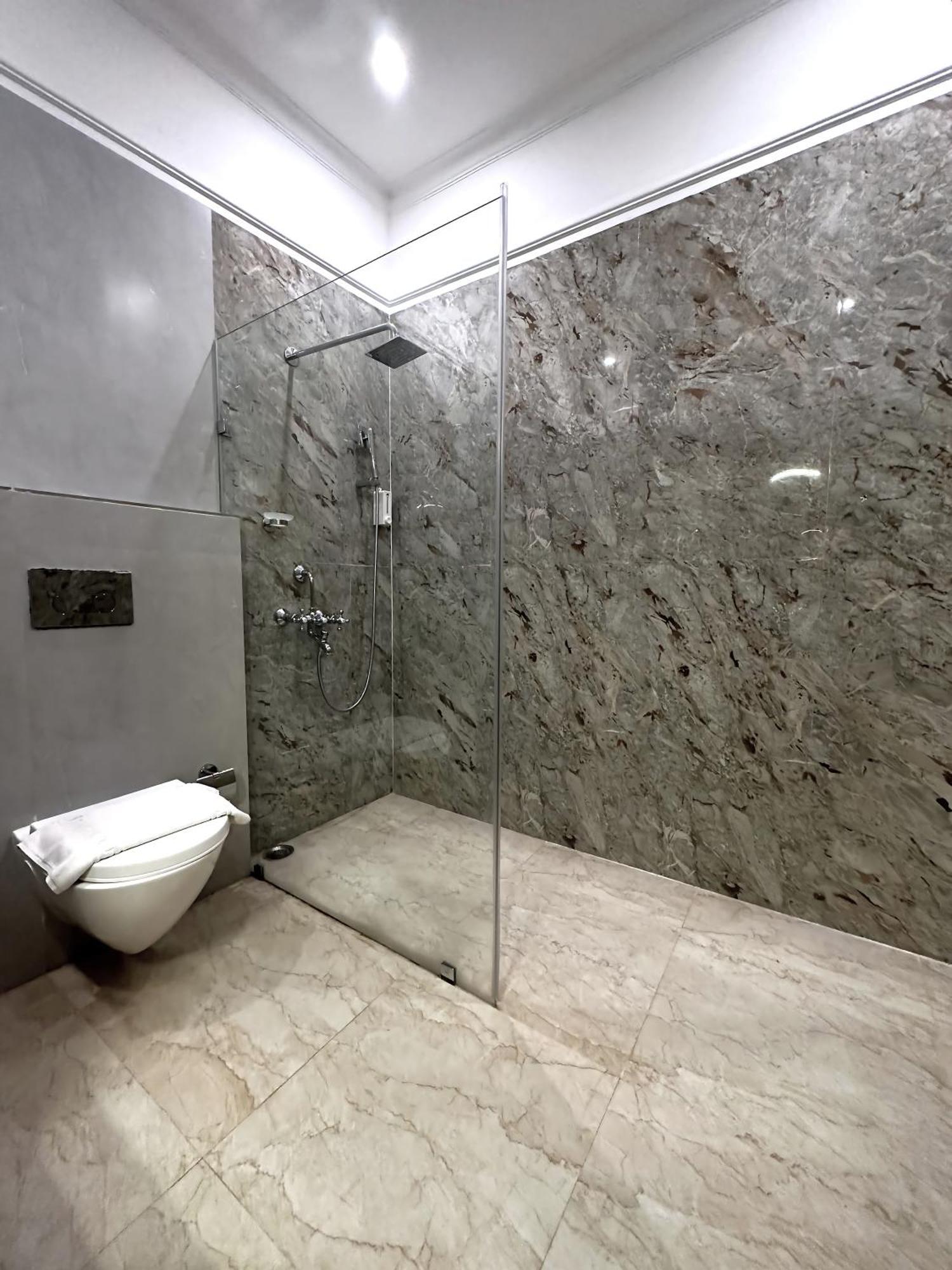A S Hotels Khajurāho Zewnętrze zdjęcie